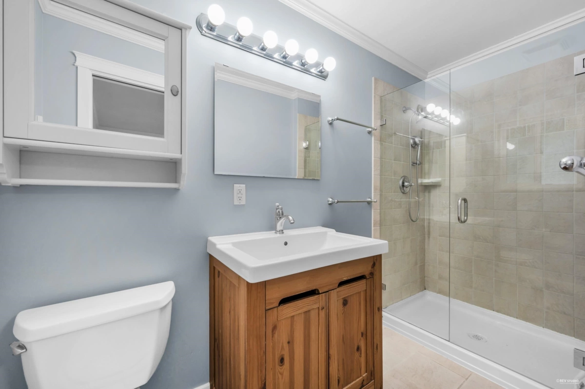 Bedroom 4 Photo of 2325 124 Street, Surrey, BC