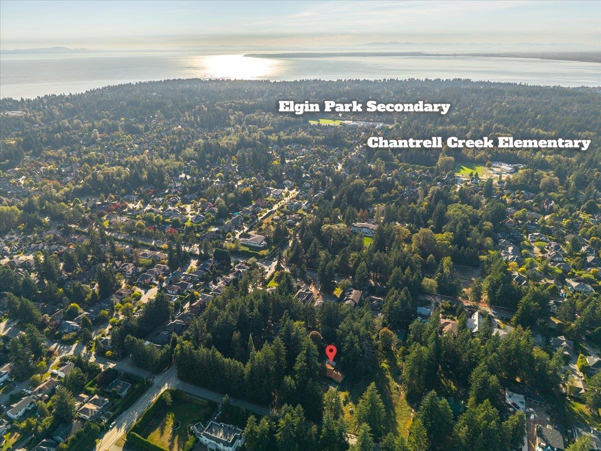 Dining Area Photo of LT. A 2451 141 Street, Surrey, BC