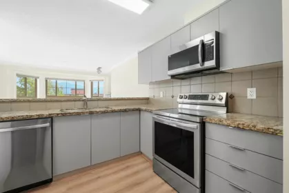 212 9000 Birch Street, Chilliwack, BC, Chilliwack — Apartment/Condo for sale