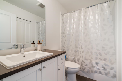 Basement Recreation Room Photo of 407 15815 85 Avenue, Surrey, BC