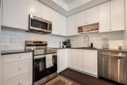 Primary Bedroom Photo of 407 15815 85 Avenue, Surrey, BC