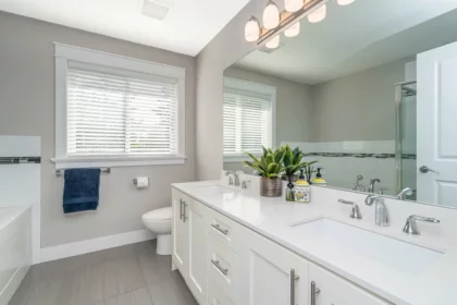 Guest Bathroom Photo of 36398 Cascade Ridge Drive, Mission, BC