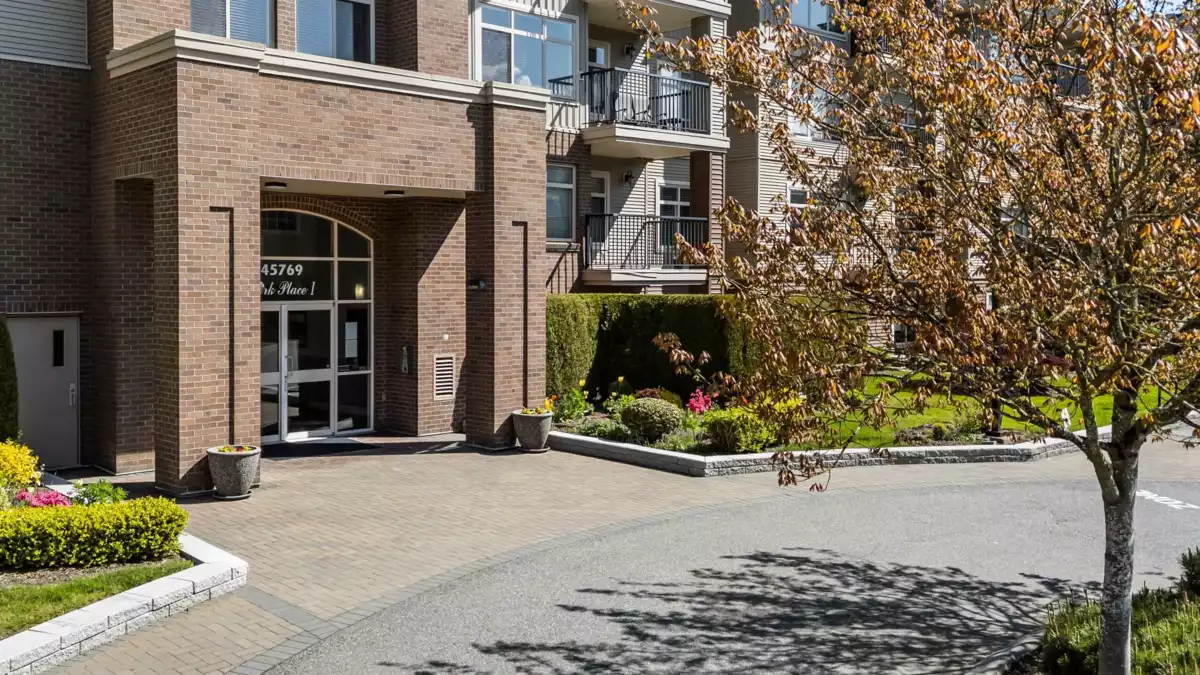 Breakfast Nook Photo of 320 45769 Stevenson Road, Sardis, BC