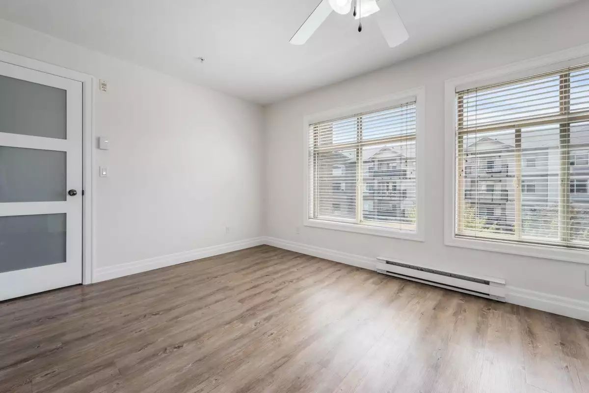 Garage Interior Photo of 320 45769 Stevenson Road, Sardis, BC