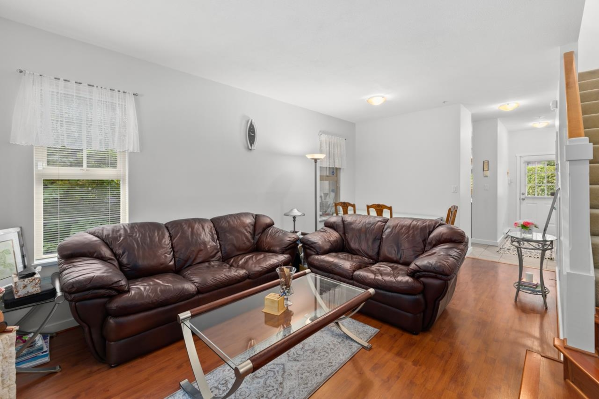 Kitchen Photo of 246 600 Park Crescent, New Westminster, BC