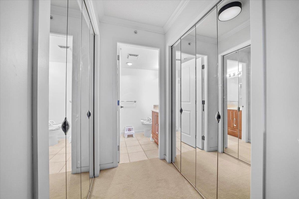 Dining Area Photo of 405 2138 Madison Avenue, Burnaby, BC