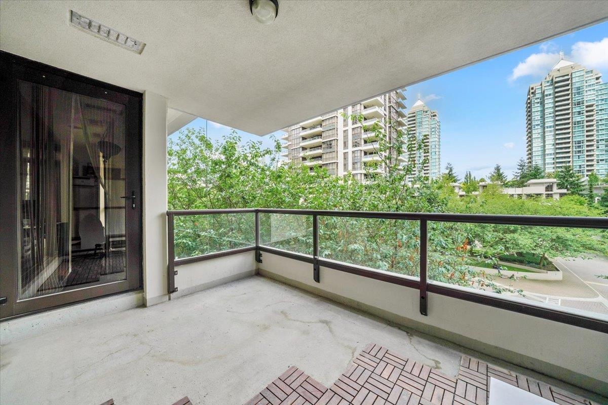 Garage Interior Photo of 405 2138 Madison Avenue, Burnaby, BC