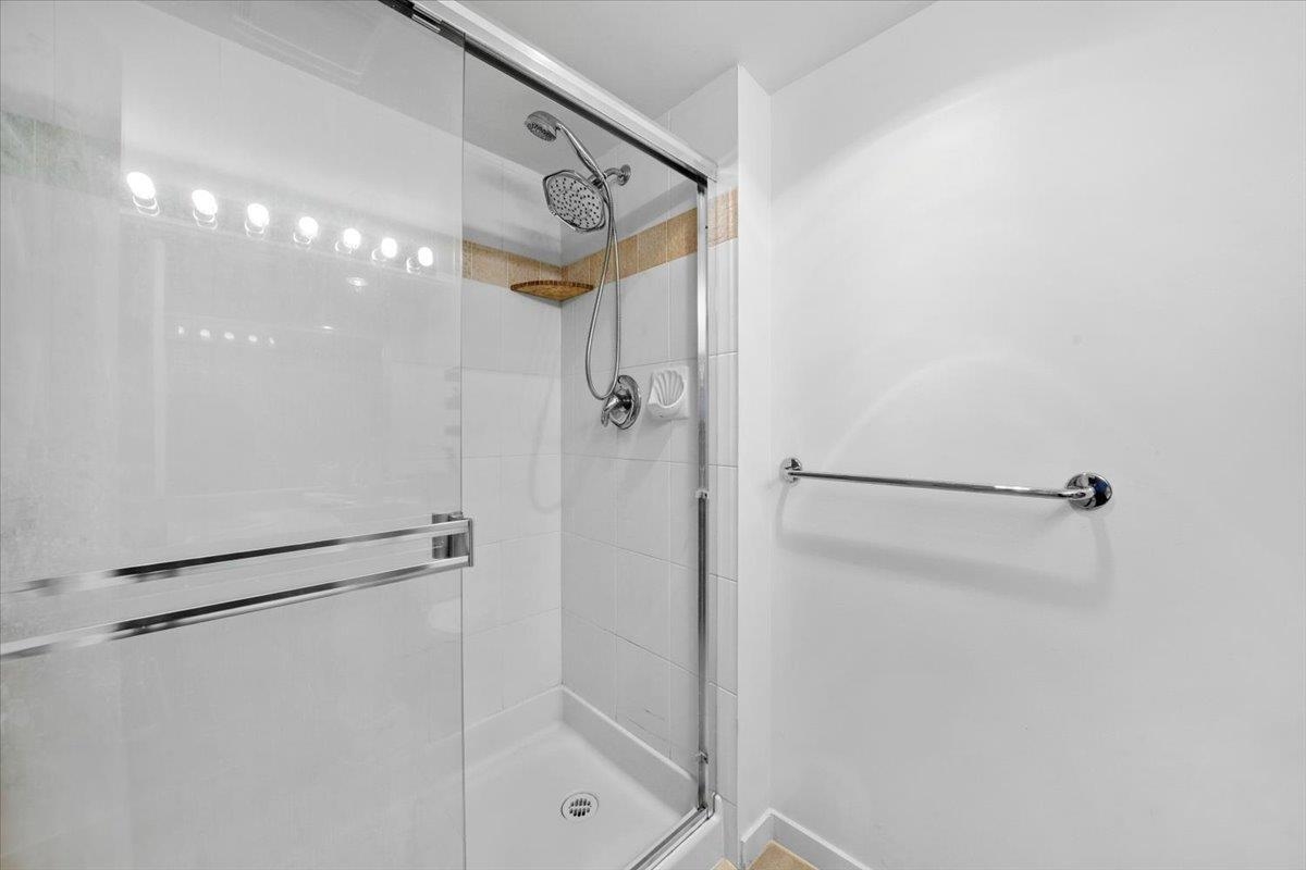 Primary Bedroom Photo of 405 2138 Madison Avenue, Burnaby, BC