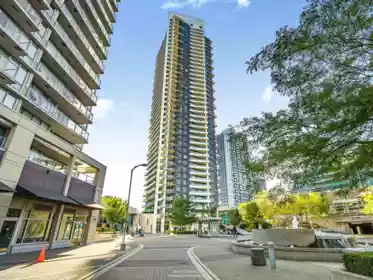 2201 9887 Whalley Boulevard, Surrey, BC, Surrey — Apartment/Condo for sale