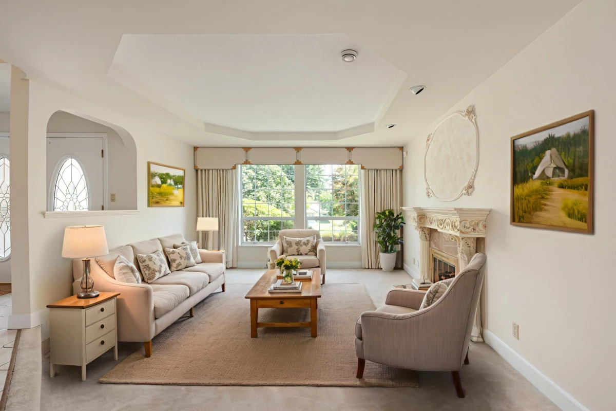 Kitchen Photo of 912 Fifth Street, New Westminster, BC