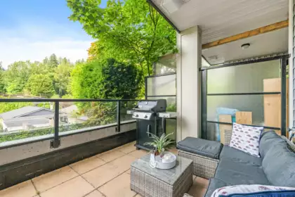 215 1330 Marine Drive, North Vancouver, BC, North Vancouver — Apartment/Condo for sale