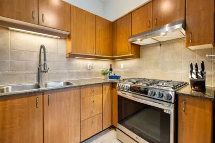 Kitchen Photo of 18 21535 88 Avenue, Langley, BC