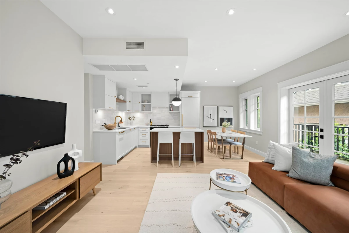 Dining Area Photo of 1458 W 45th Avenue, Vancouver, BC