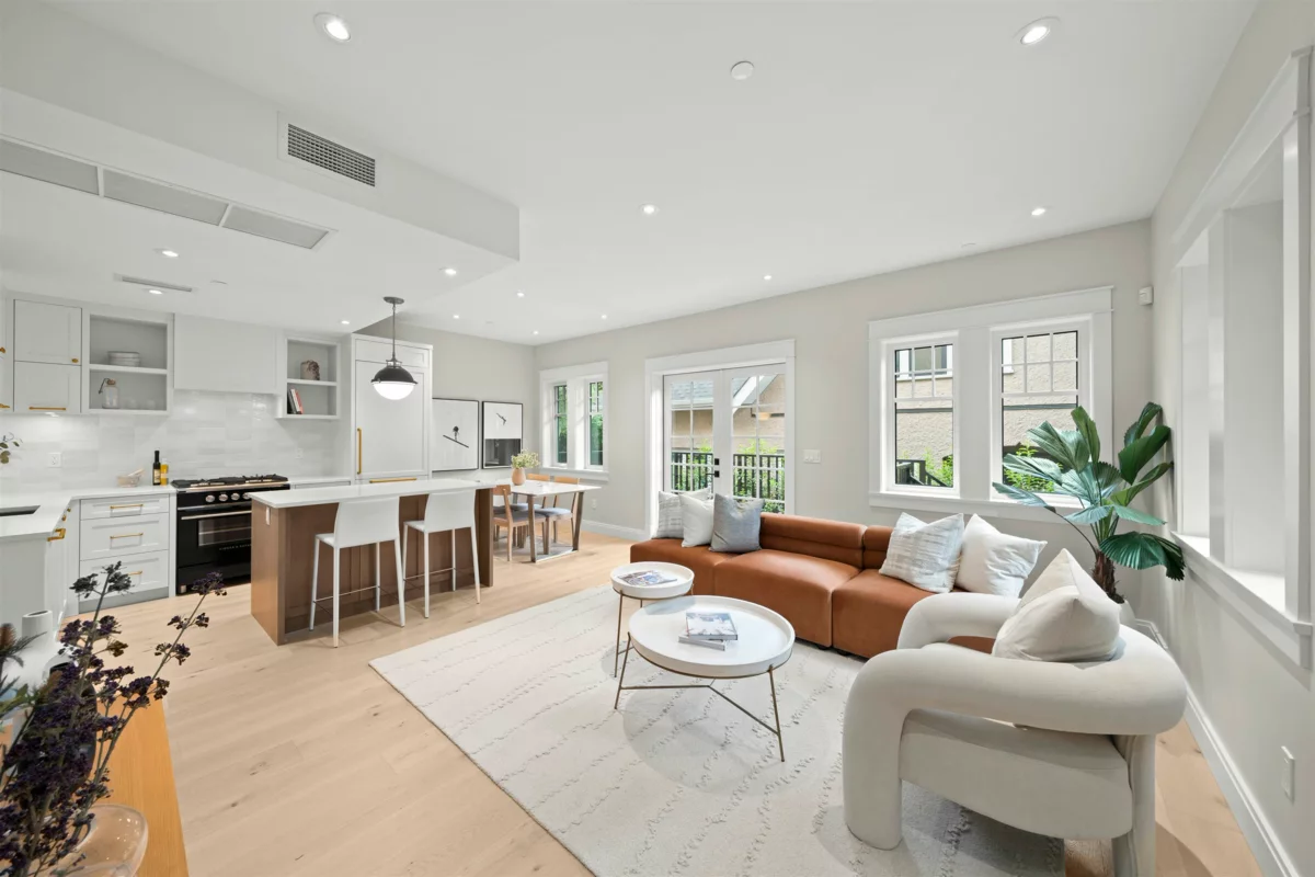 Family Room Photo of 1458 W 45th Avenue, Vancouver, BC