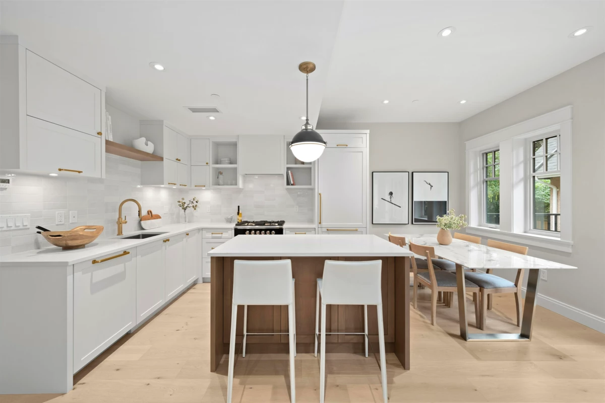 Kitchen Photo of 1458 W 45th Avenue, Vancouver, BC