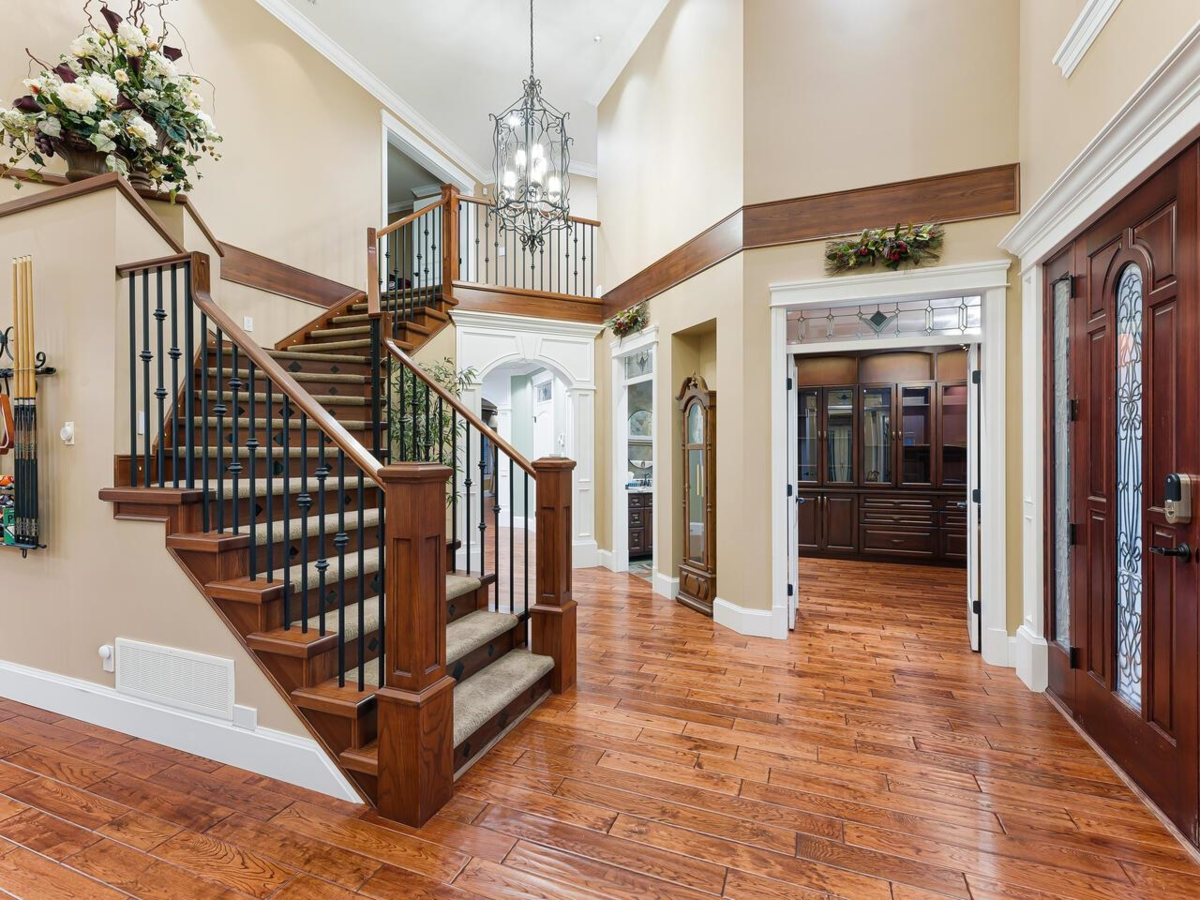 Kitchen Island Photo of 5218 219a Street, Langley, BC