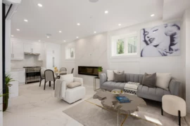 2016 W 15th Avenue, Vancouver, BC