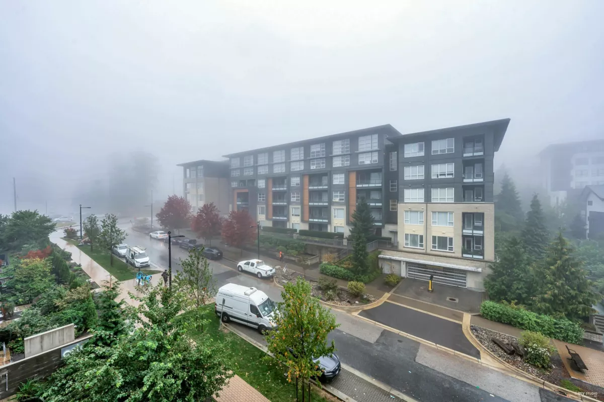 Basement Recreation Room Photo of 403 9888 University Crescent, Burnaby, BC