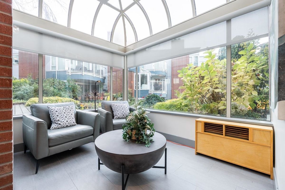 Kitchen Photo of 204 1551 Mariner Walk, Vancouver, BC