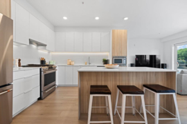 504 2450 Garden Drive, Vancouver, BC