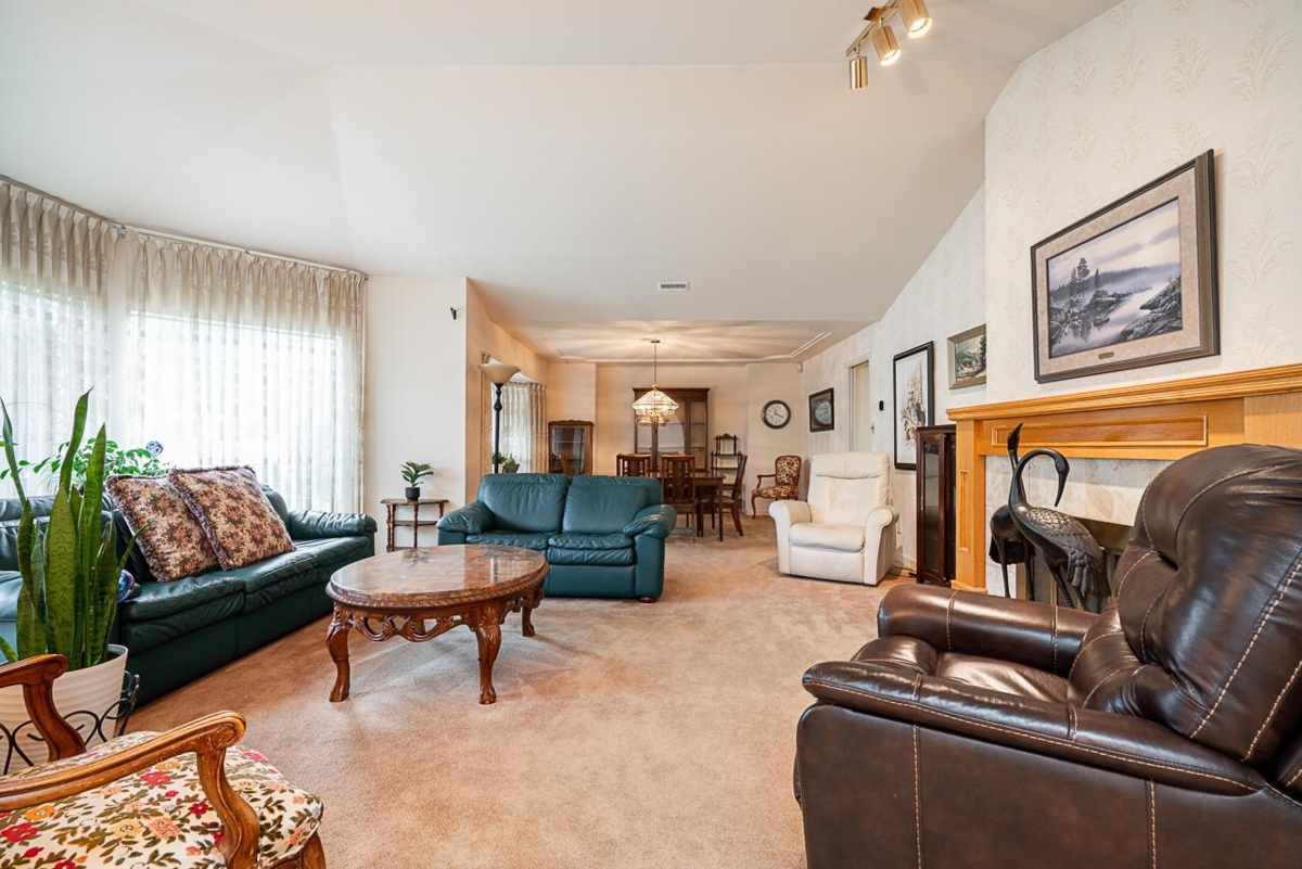 Family Room Photo of 11293 153a Street, Surrey, BC