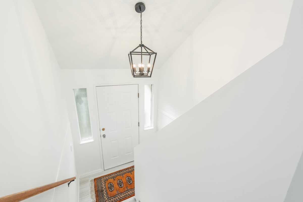 Primary Bedroom Photo of 3868 Mt Seymour Parkway, North Vancouver, BC