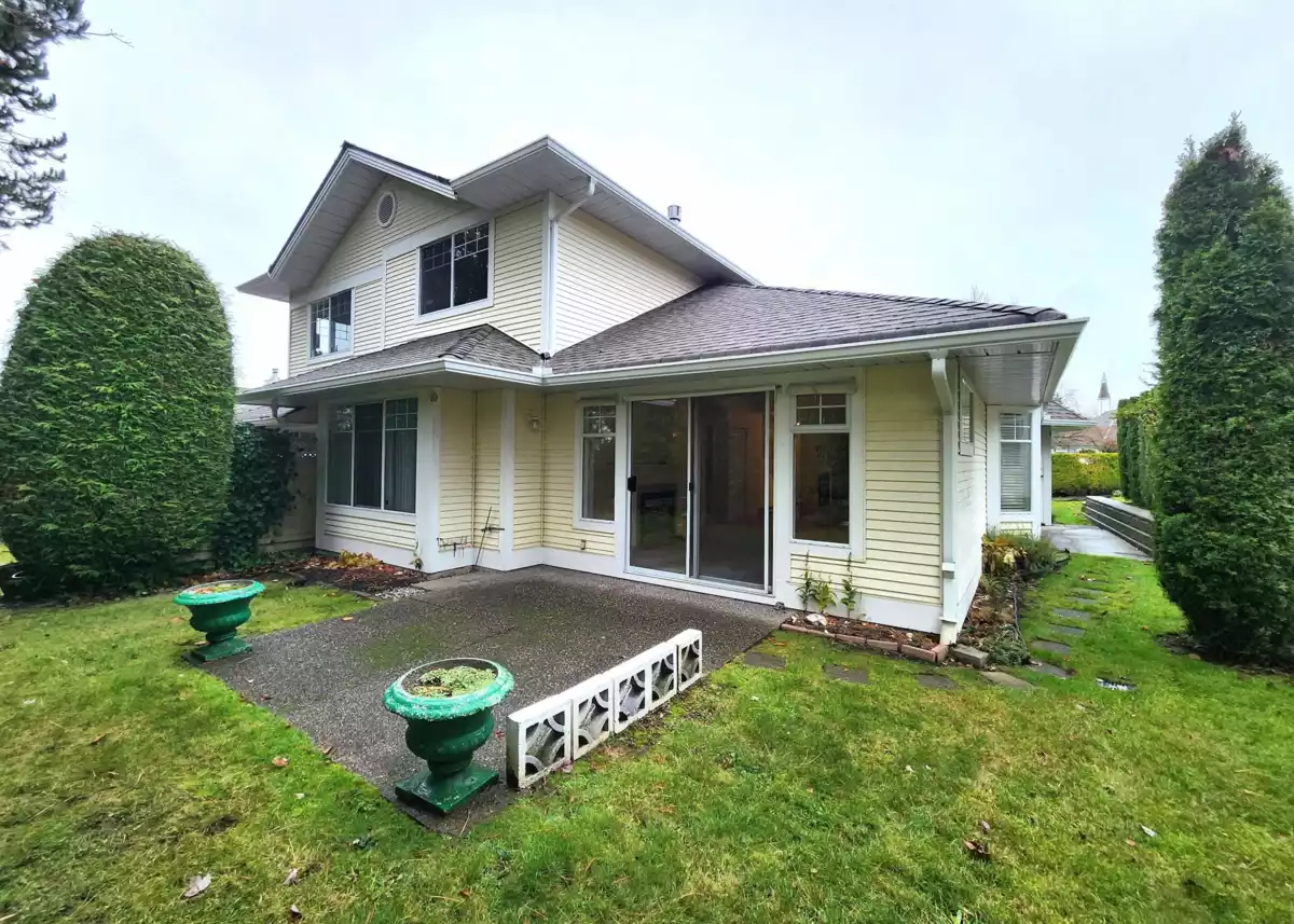 Backyard Photo of 35 8737 212 Street, Langley, BC