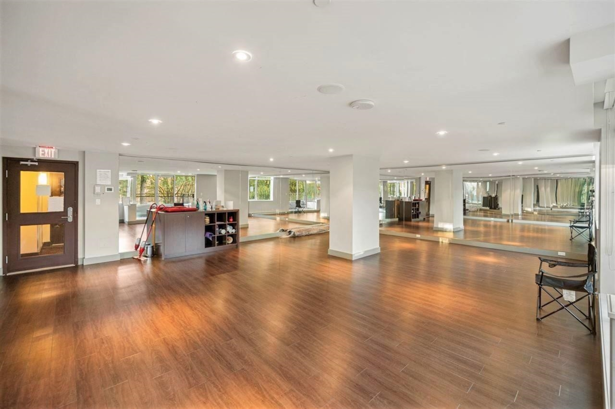 Entry Foyer Photo of 708 2789 Shaughnessy Street, Port Coquitlam, BC