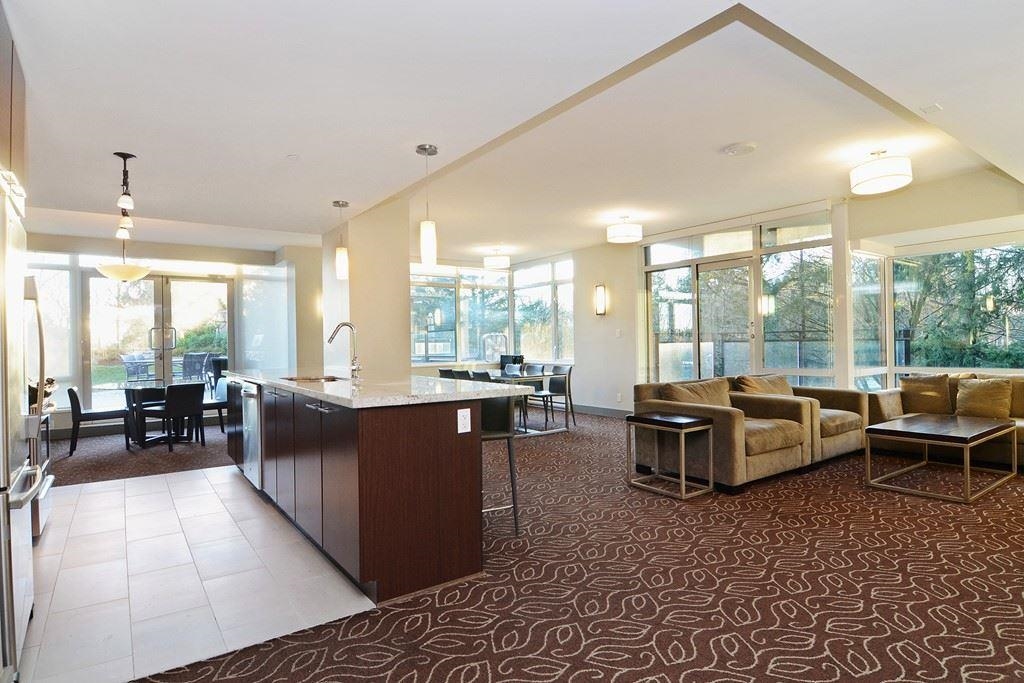 Hallway Photo of 708 2789 Shaughnessy Street, Port Coquitlam, BC