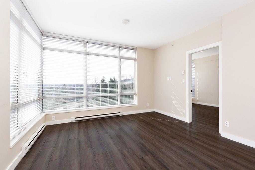 Living Room Photo of 708 2789 Shaughnessy Street, Port Coquitlam, BC