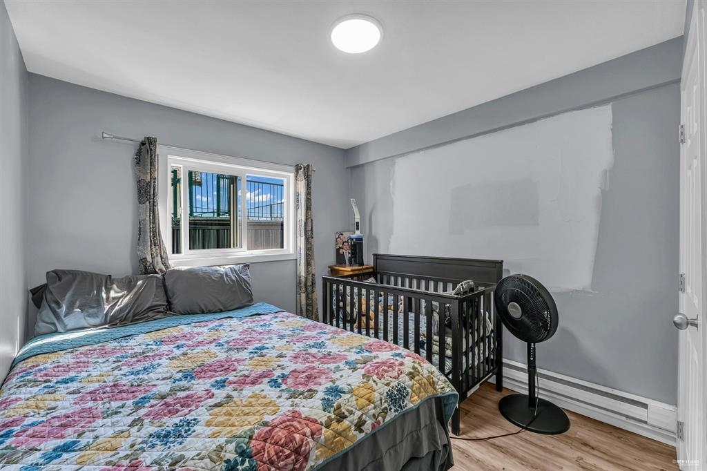 Family Room Photo of 13572 68 Avenue, Surrey, BC