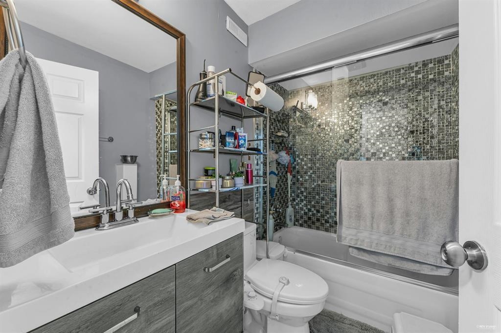 Pantry Photo of 13572 68 Avenue, Surrey, BC