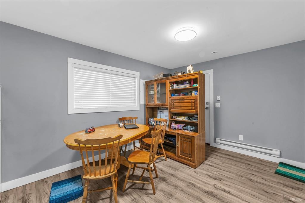 Walk-In Closet Photo of 13572 68 Avenue, Surrey, BC