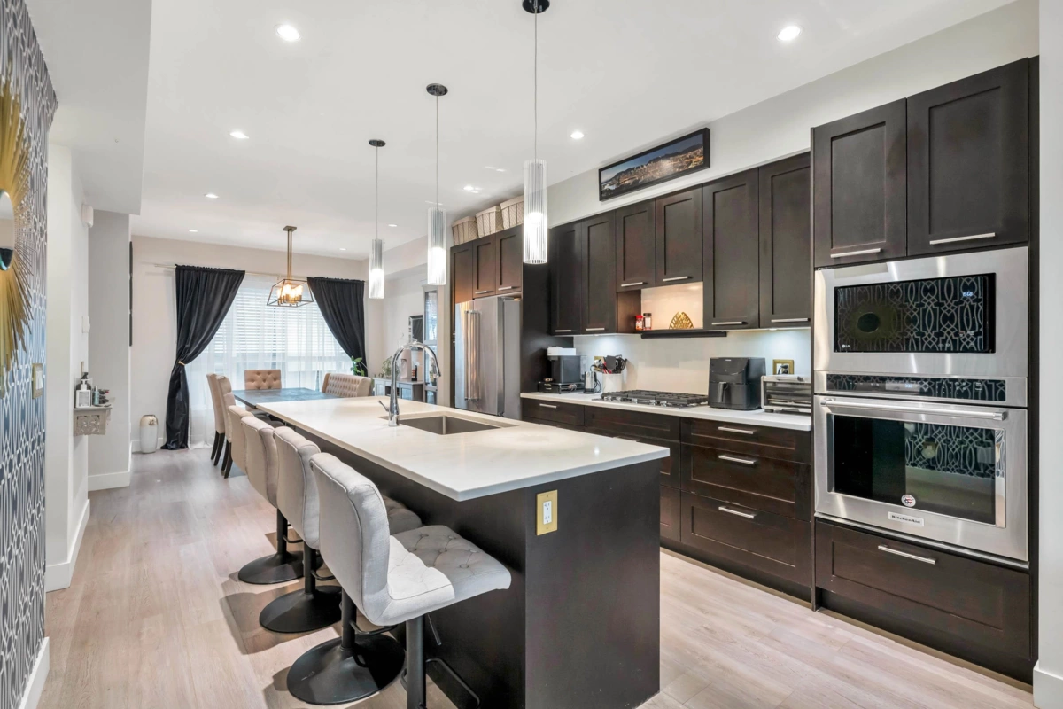 Breakfast Nook Photo of 38 16336 23a Avenue, Surrey, BC