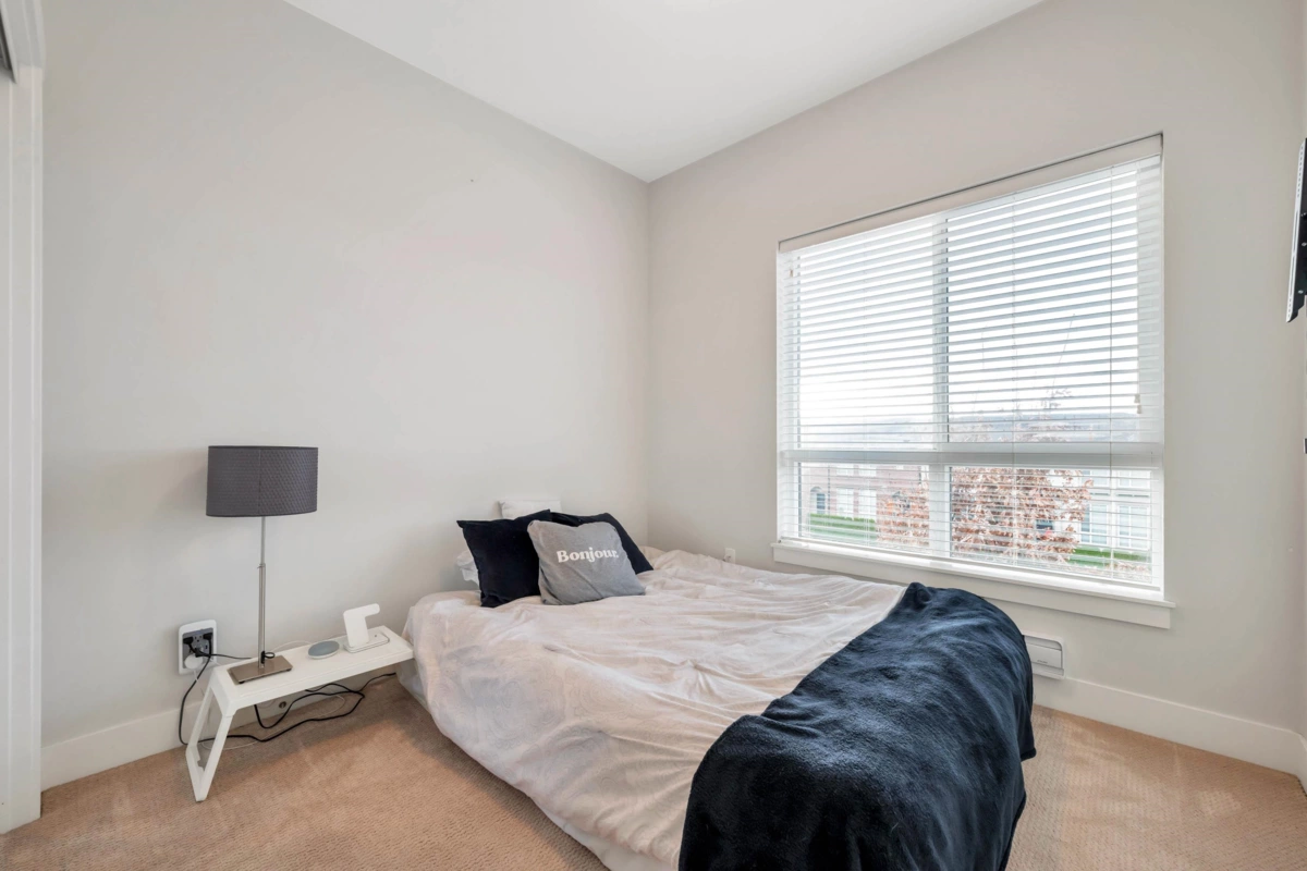 Powder Room Photo of 38 16336 23a Avenue, Surrey, BC