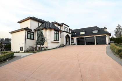 Community Amenities Photo (Clubhouse) of 14601 55a Avenue, Surrey, BC