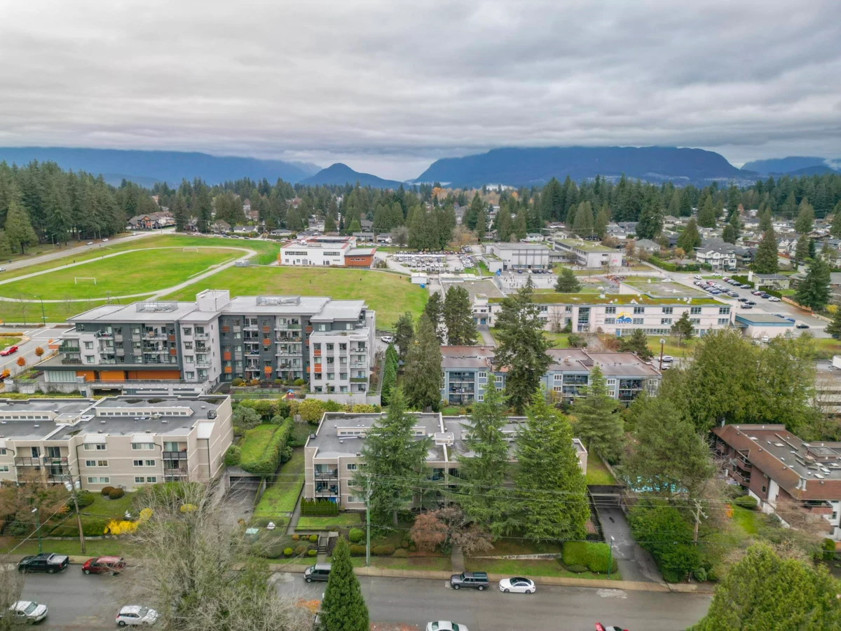 Hot Tub / Spa Photo of 107 1121 Howie Avenue, Coquitlam, BC
