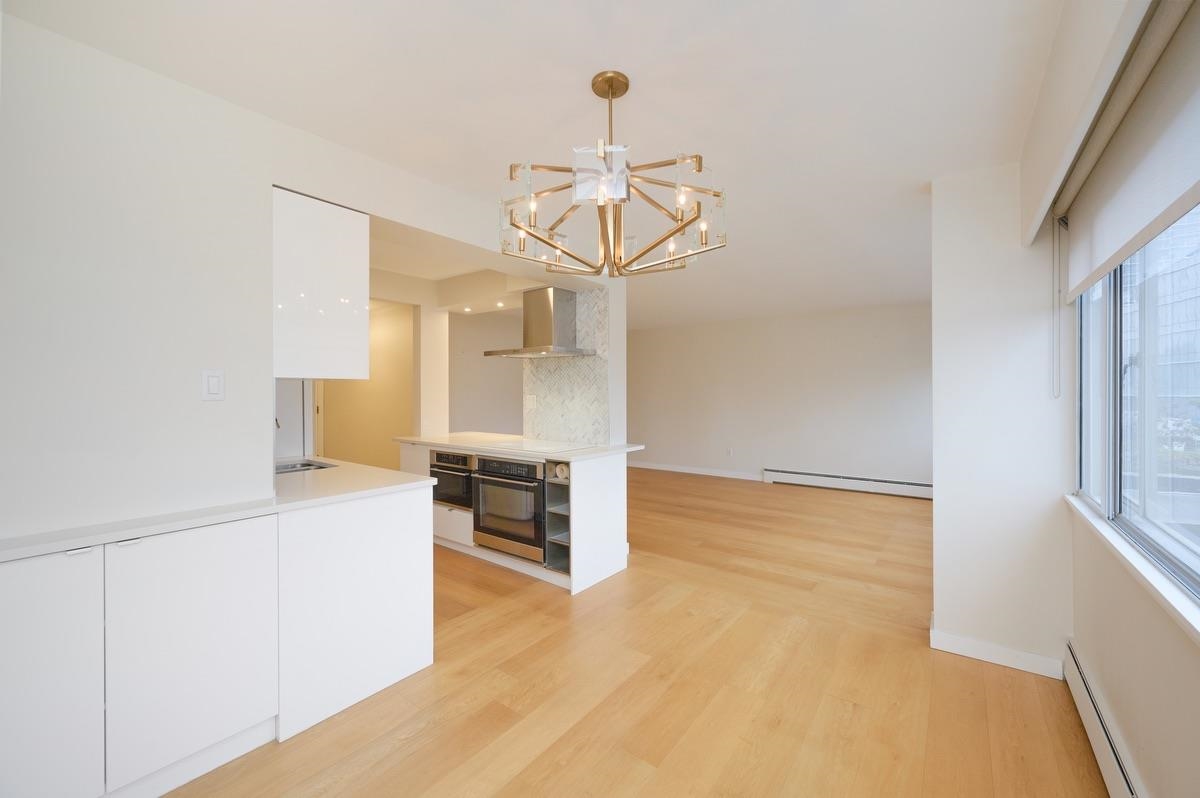 Bedroom 4 Photo of 205 5926 Tisdall Street, Vancouver, BC