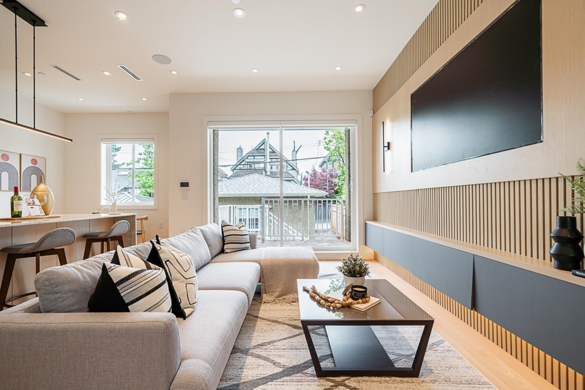 Bedroom 2 Photo of 2561 W 2nd Avenue, Vancouver, BC