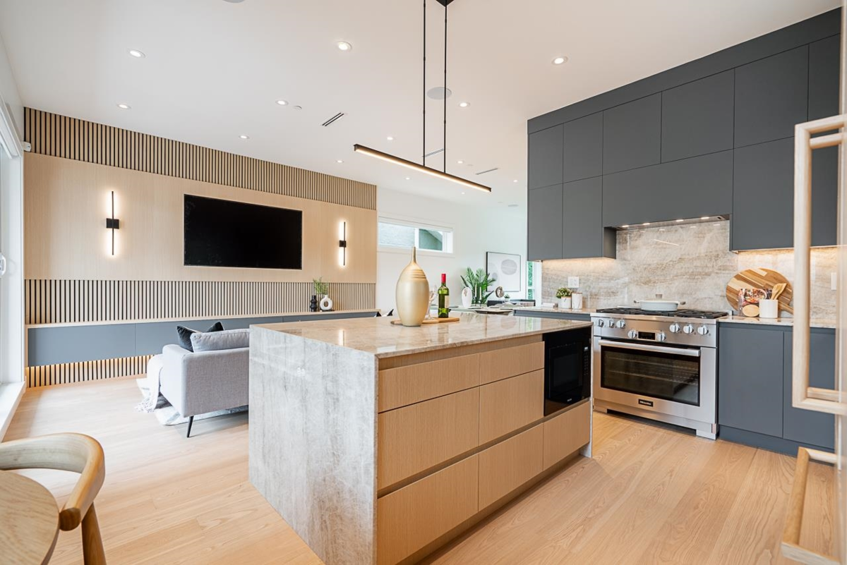 Powder Room Photo of 2561 W 2nd Avenue, Vancouver, BC