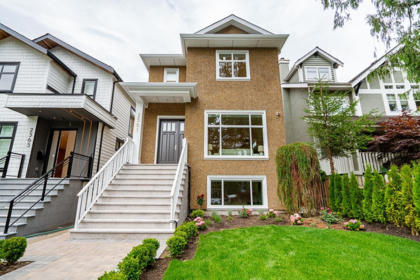 2561 W 2nd Avenue, Vancouver, BC, Vancouver — Single Family Residence for sale