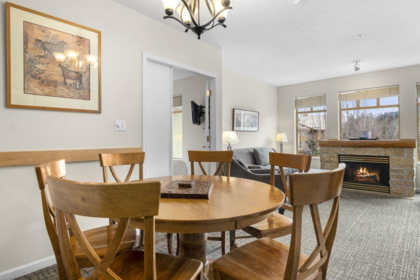 204 4338 Main (Week 6) Street, Whistler, BC, Whistler — Apartment/Condo for sale