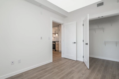 Entry Foyer Photo of 404 27218 Aldergrove Town Centre Drive, Langley, BC