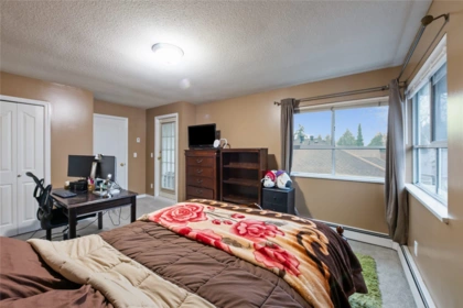 Guest Bathroom Photo of 13 4767 64 Street, Delta, BC