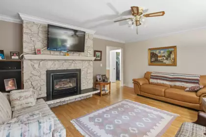 Basement Recreation Room Photo of 5917 Kildare Place, Surrey, BC
