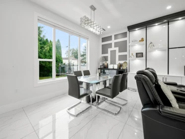 Guest Bathroom Photo of 16158 96b Avenue, Surrey, BC