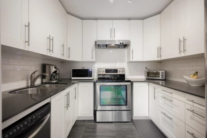 215 251 W 4th Street, North Vancouver, BC, Central Lonsdale — 1 bed apartment/condo for sale