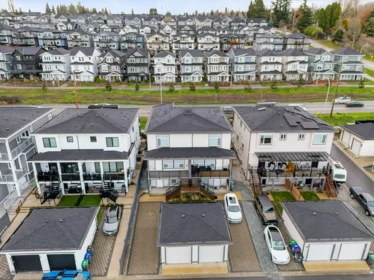 16762 16 Avenue, Surrey, BC, Surrey — Half Duplex for sale
