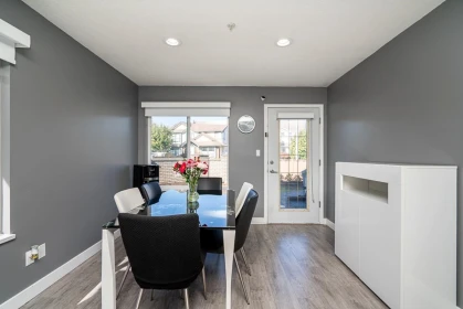 Kitchen Island Photo of 52 1370 Riverwood Gate, Port Coquitlam, BC