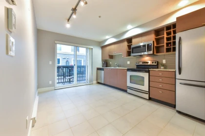 Kitchen Island Photo of 93 15833 26 Avenue, Surrey, BC